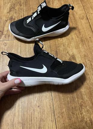 Кроссовки nike р-32,5-33,5