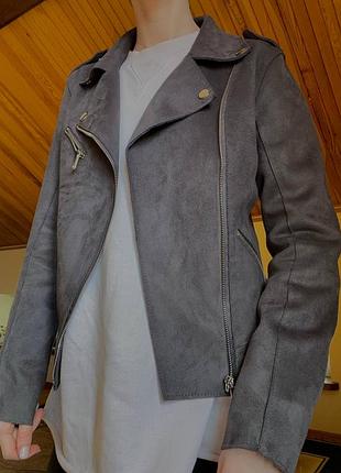 Жіноча косуха reserved в сірому кольорі