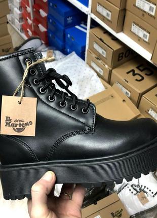 Зимние ботинки dr martens на платформе с мехом2 фото