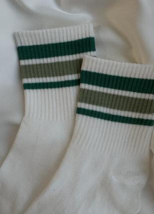 Стильные женские носки в стиле 90-х2 фото