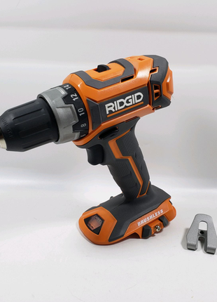 Безщітковий дриль шуруповерт ridgid (aeg) r860054 18v