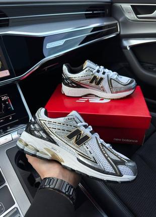 Чоловічі кросівки білі з срібним та золотим new balance 1906r white metallic gold