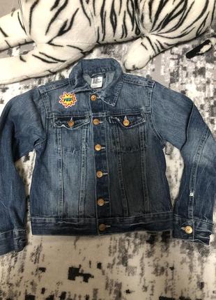 Гарненька джинсова курточка для дівчинки 7-8 років