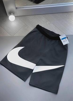 Nike  big swoosh шорты