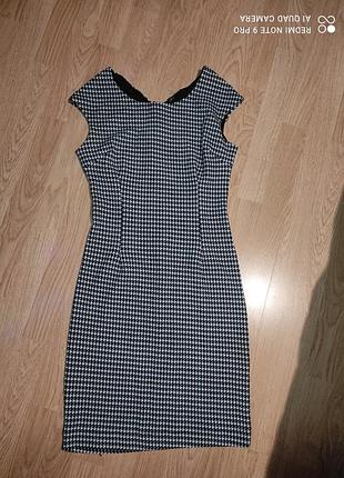 Платье на размер 44/46