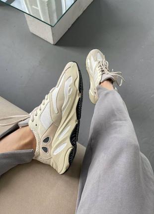 Yeezy 700 analog7 фото