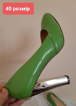 Туфли для женщин размер 40,стан идеален