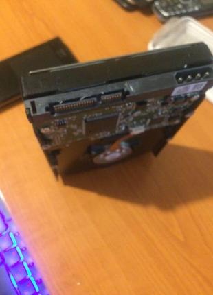 Жорсткий диск на 320 гб