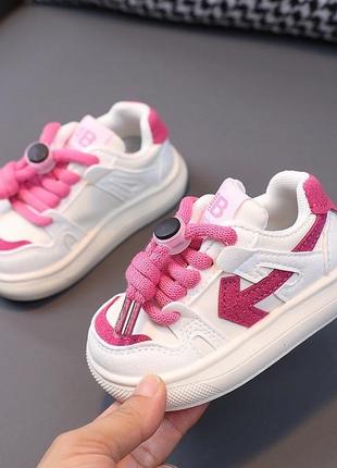 Кросівки для дівчинки