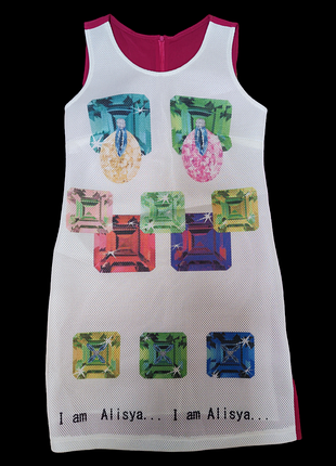 Платье женское с эффектным принтом