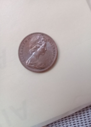 Elizabeth 2 1976 . монета