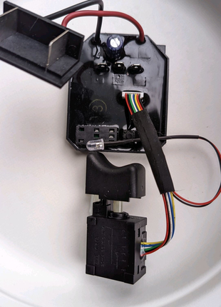 Контроллер трёх фазного мотора, для шуруповёрта, мотор колеса