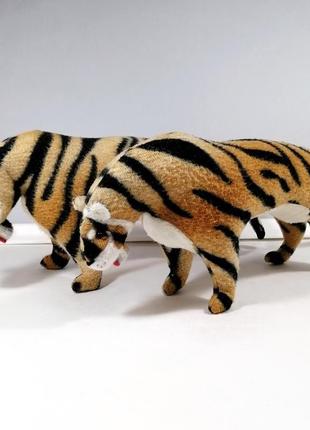 Дикий тигр символ года 2022 тигрица мягкая новогодняя игрушка тигренок2 фото