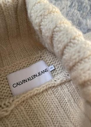 Calvin klein jeans свитерик келвин клейн с большим логотипом5 фото