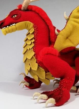 Великий червоний дракон символ року авторська іграшка новорічний декор під ялинку дракончик дракони1 фото