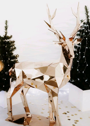 Дзеркальний новорічний декор олень, геометрична фігура з пластику1 фото