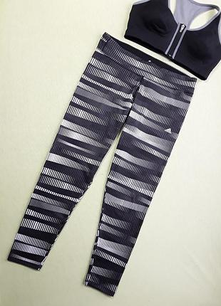 Спортивні жіночі adidas.