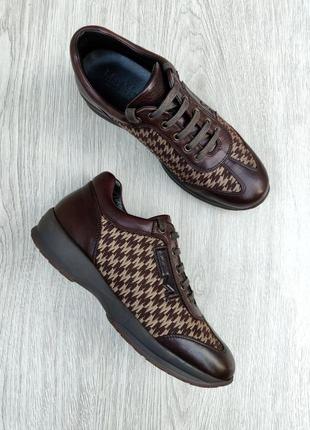 Max mara кожаные кроссовки / спортивные туфли 100% оригинал prada7 фото