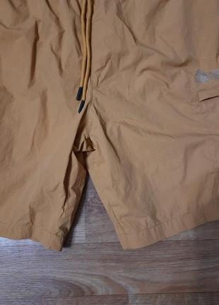 Нейлоновые шорты размер м.3 фото