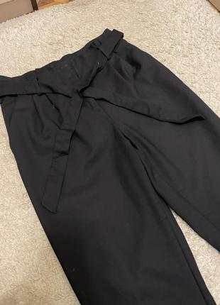 Черные классические брюки с поясом zara мом бананы6 фото
