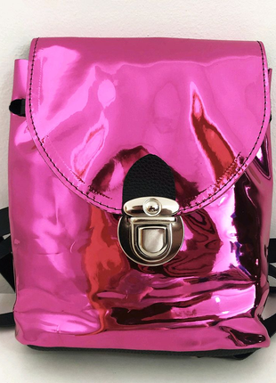 Рюкзак детский розовый маленький.
