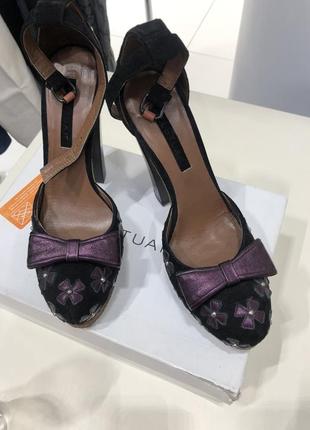 Новые туфли Плаття h&m натуральний шовк
