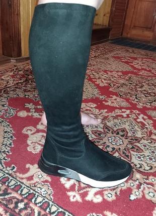 Женские высокие ботинки-чулки на низком ходу