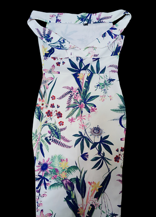 Летнее платье карандаш