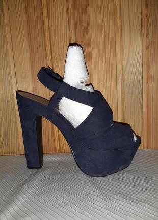 Тёмно-синие босоножки на высоком каблуке и толстой подошве для стриппластики и пилатеса4 фото