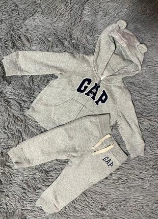 Костюм gap