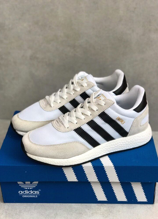 Adidas iniki білий, серій