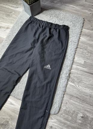 Оригінальні, нейлонові, спортивні штани від бренду “adidas - running”3 фото