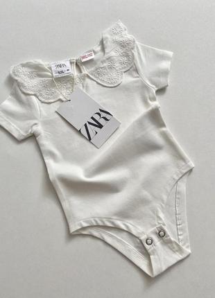Белый/молочный боди/бодик с воротником/кружевом на девочку 9-12 месяцев/годик зара/zara