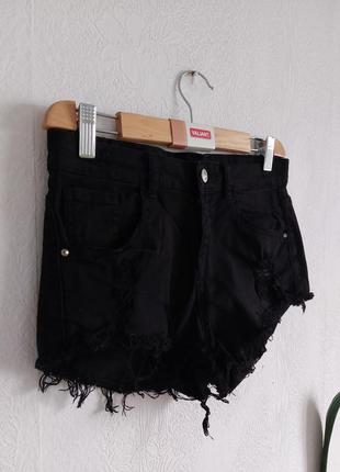 Джинсовые шорты с рваностями от bershka2 фото