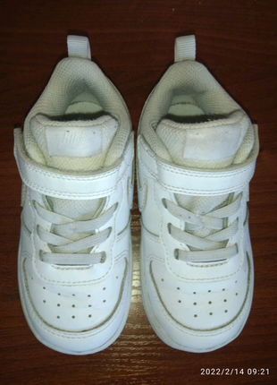 Білі кросівки nike 25 розмір/устілка 15,5 див.2 фото