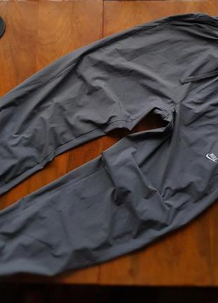 Спортивные штаны на утяжках  ( nike) винтаж,  размер l-xl
