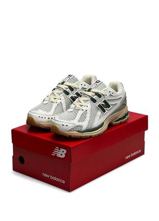 Чоловічі кросівки new balance 1906r white green cream