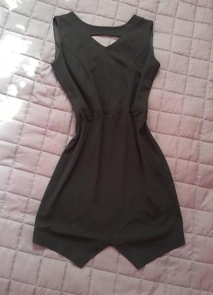 Маленькое, чёрное платье3 фото