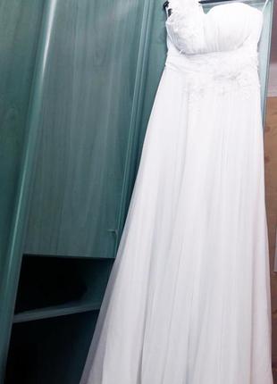 Шикарное свадебное платье в стиле ампир3 фото