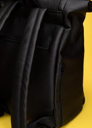 Женский черный рюкзак rolltop для путешествий5 фото