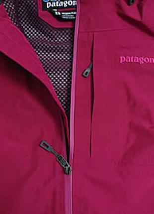 Жіноча туристична куртка patagonia gore-tex s 36 мембрана 28 00016 фото