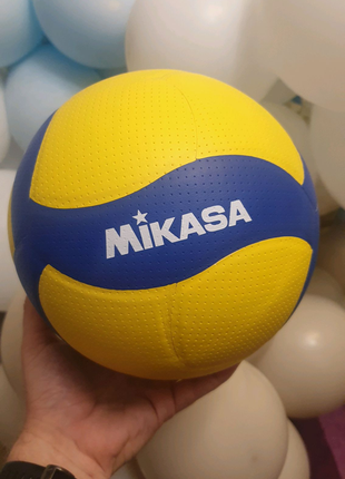 М'яч mikasa v200w1 фото