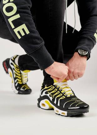 Мудские красовки nike air max plus black yellow white