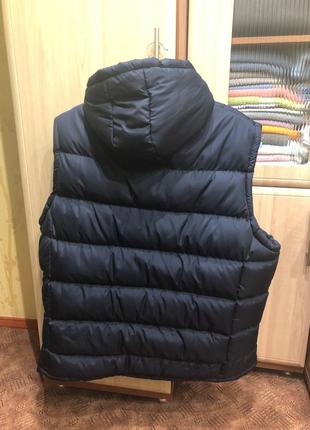 Продам нову жилетку розмір:4 xl2 фото