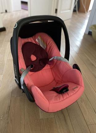 Дитяче автокрісло maxi cosi pebble2 фото