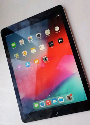 Продам ipad 9.7 pro lte 32gb space grey