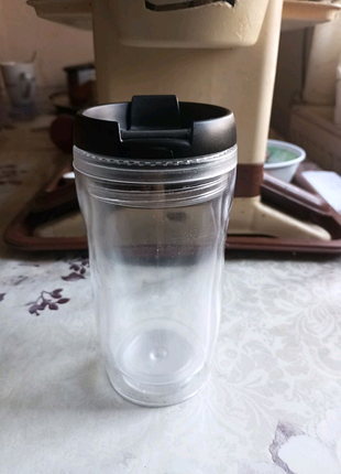 Термокружка пластик зпрозорим подвiйними стiнками чорна 250ми