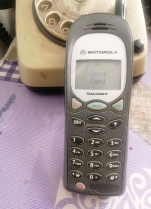 Продам телефон motorola1 фото