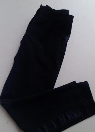 Чорні зазауженнные штани з атласними лампасами6 фото