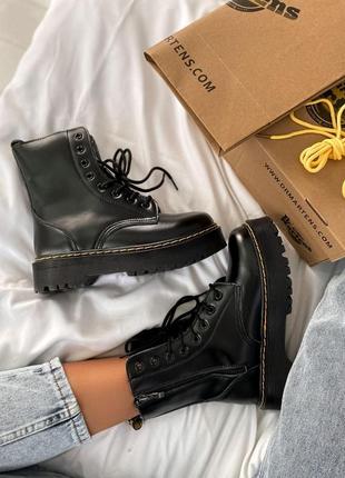 Зимние ботинки dr. martens jadon на платформе с мехом6 фото